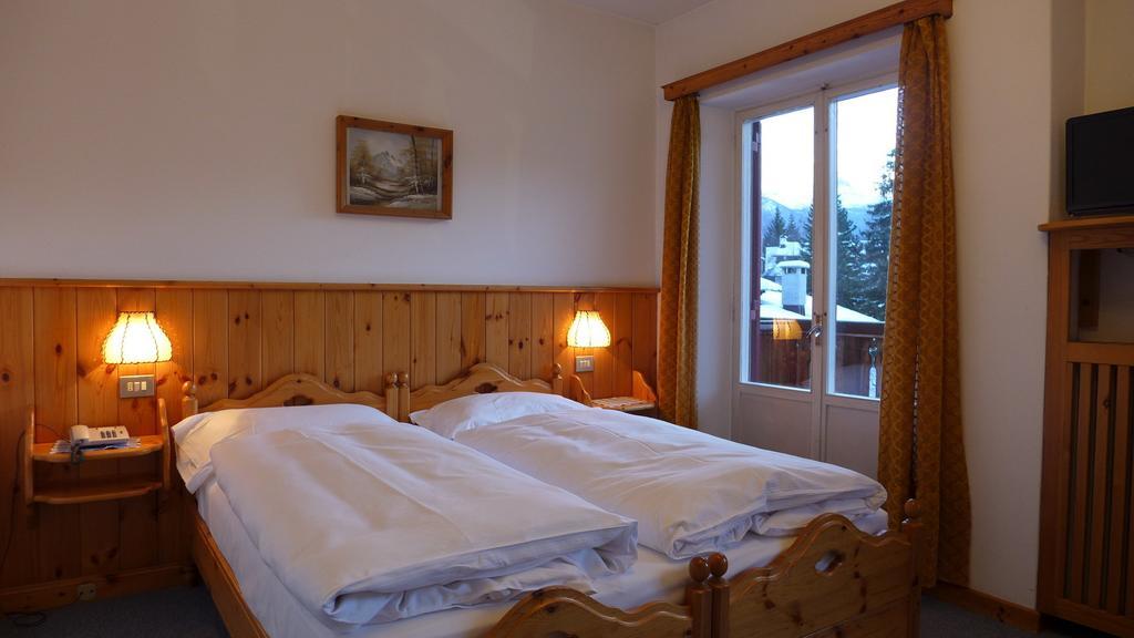 Hotel Bellaria Cortina dʼAmpezzo Camera foto