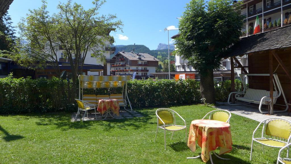 Hotel Bellaria Cortina dʼAmpezzo Esterno foto