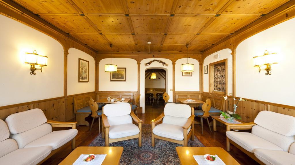 Hotel Bellaria Cortina dʼAmpezzo Esterno foto